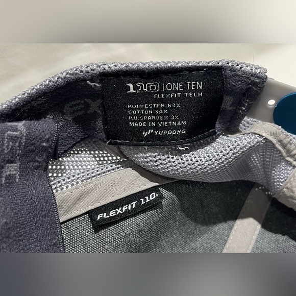 Travis Mathew ‘The Patch’ Snapback Cap - Picture 6 of 9